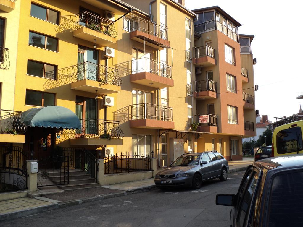 Meni Apartments And Guest Rooms 소조폴 객실 사진
