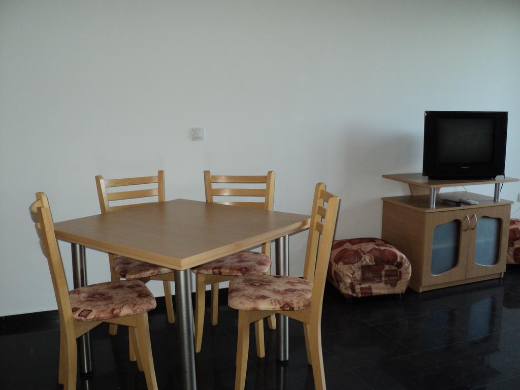 Meni Apartments And Guest Rooms 소조폴 외부 사진